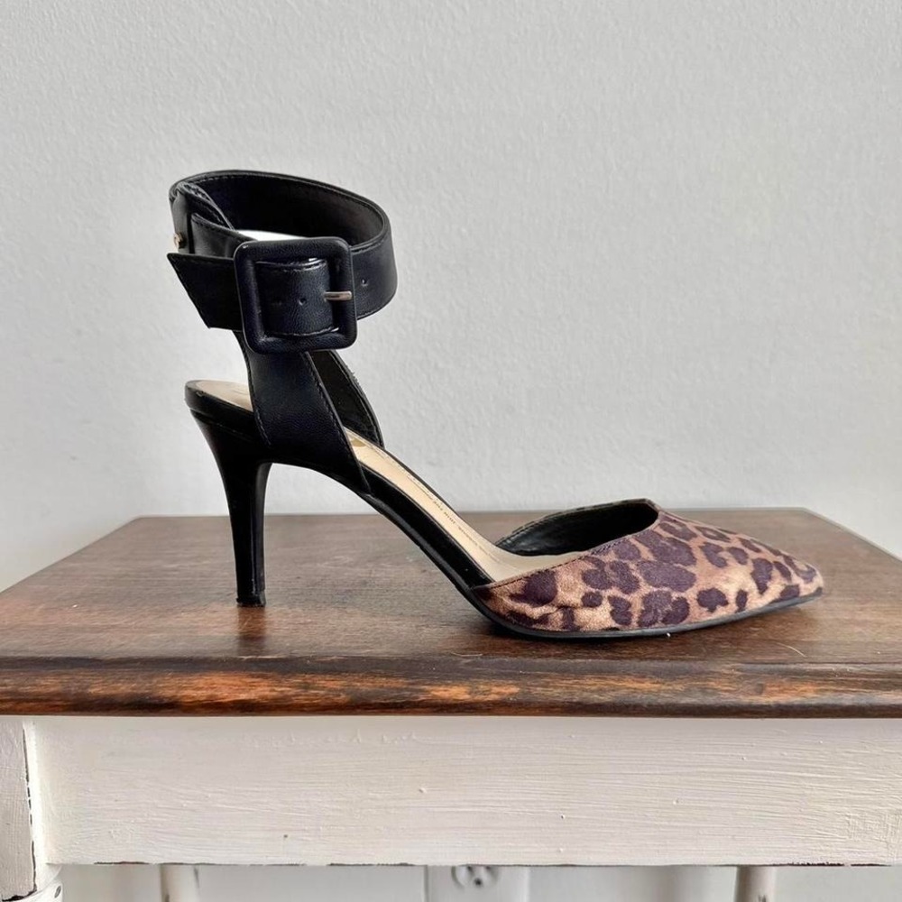Leopard Pointed Toe Heel Black Size 7.5‎ animal print